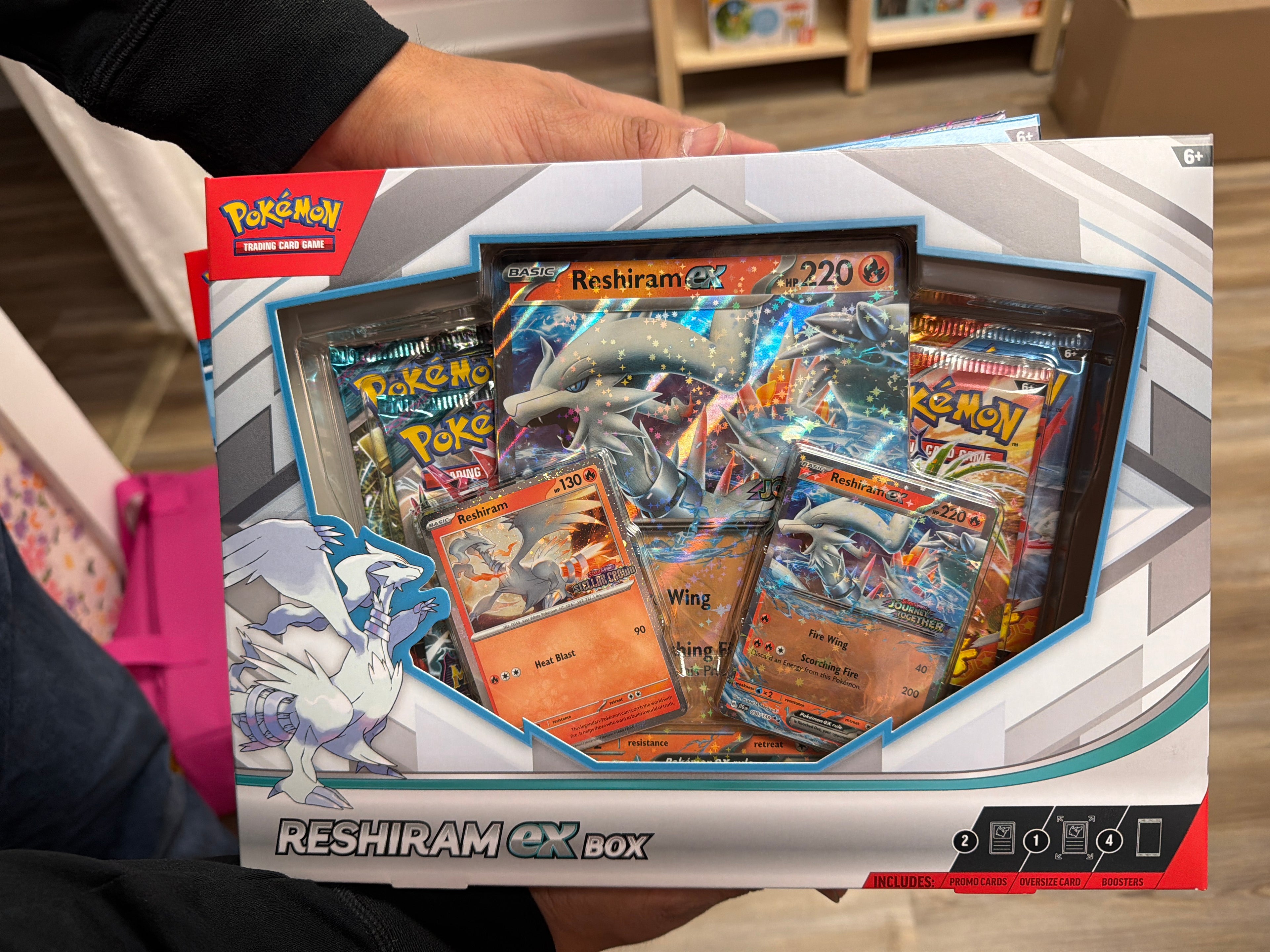 Reshiram Ex Box