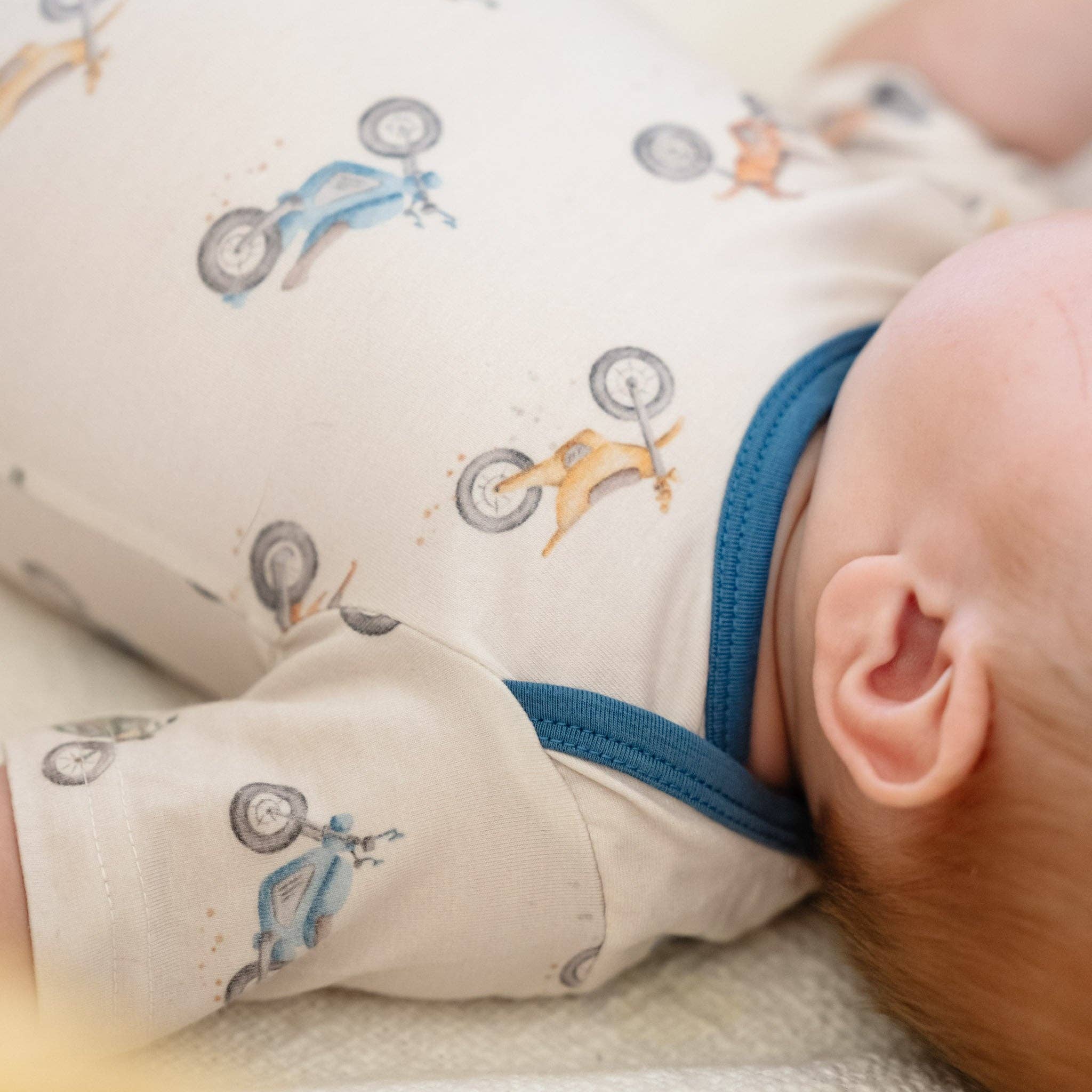 Short Sleeve Bodysuit - Ryder: 18-24 Months