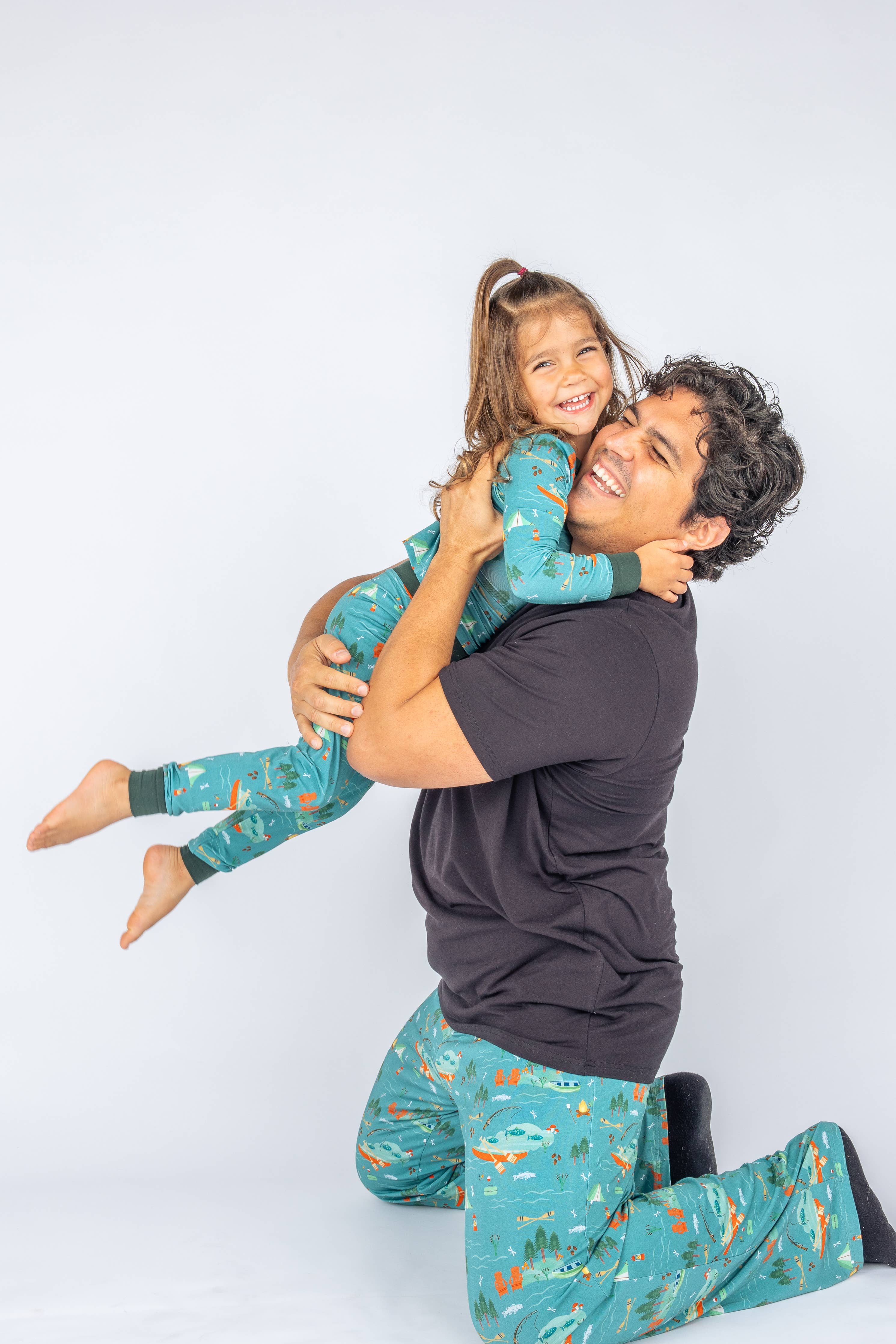 Lake Life Jump in the Lake Bamboo Kids Pajamas Sleepwear Set: Blue/Multi / 3T