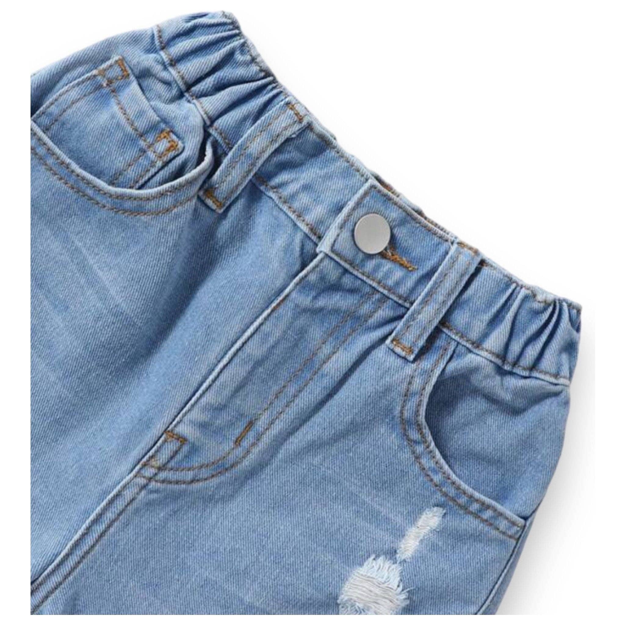 Distressed “mom” Jeans: 5