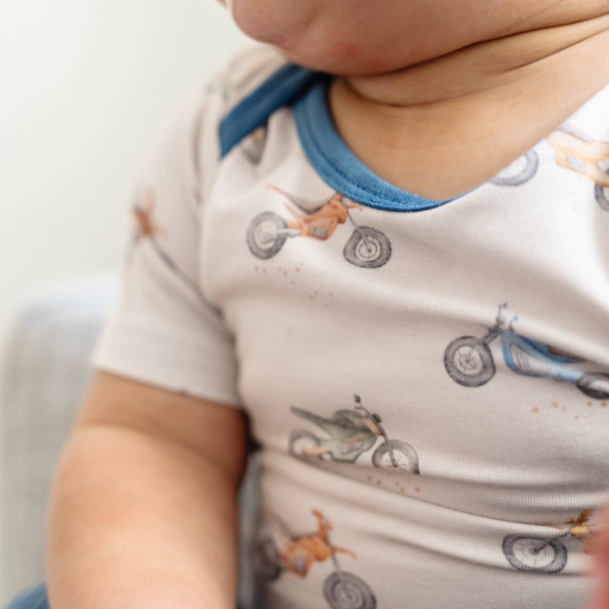 Short Sleeve Bodysuit - Ryder: 18-24 Months
